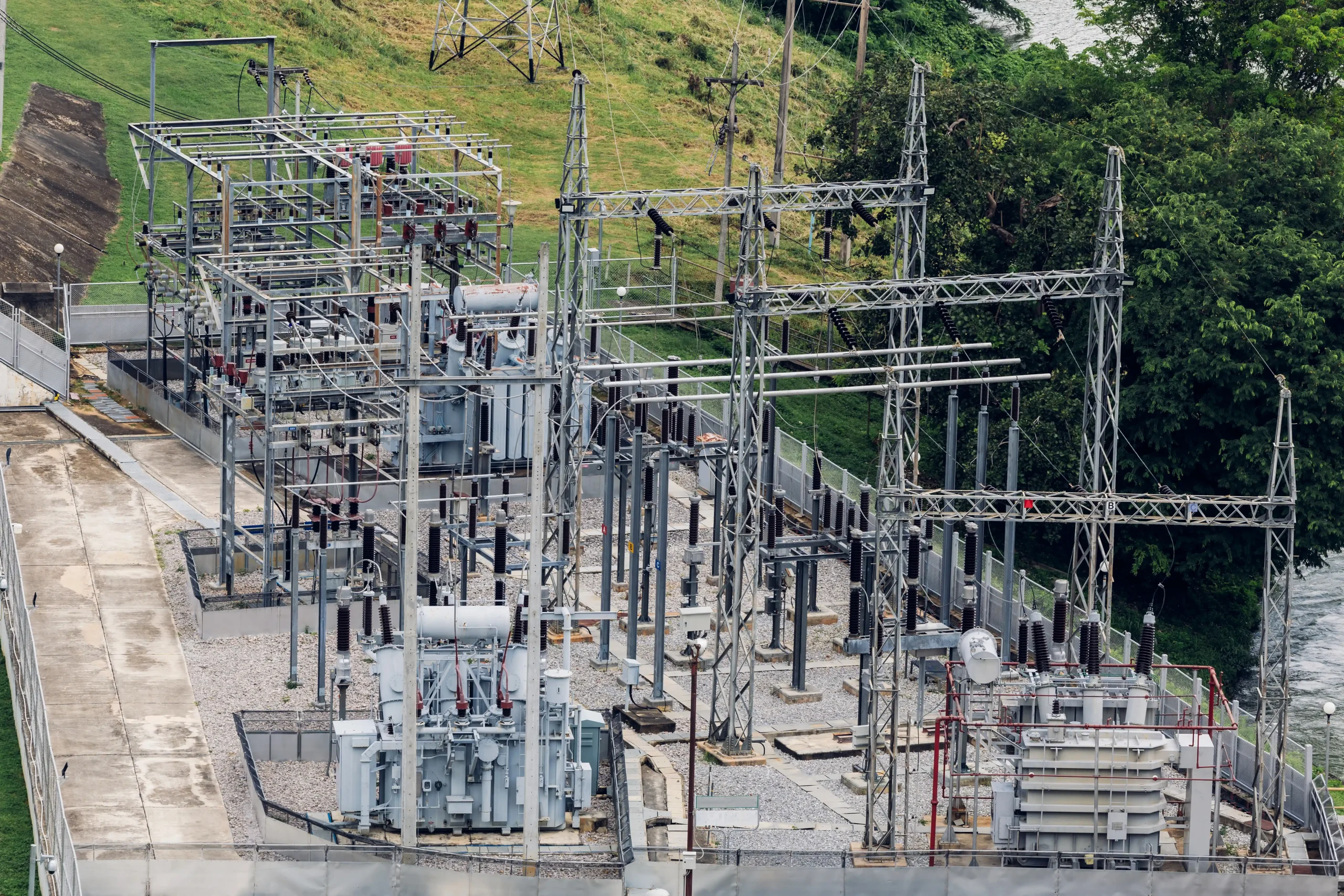 High Voltage Transformer